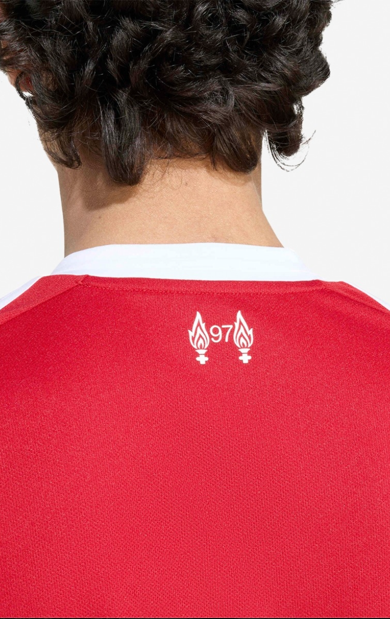 Maillot domicile 25/26 LFC Adidas