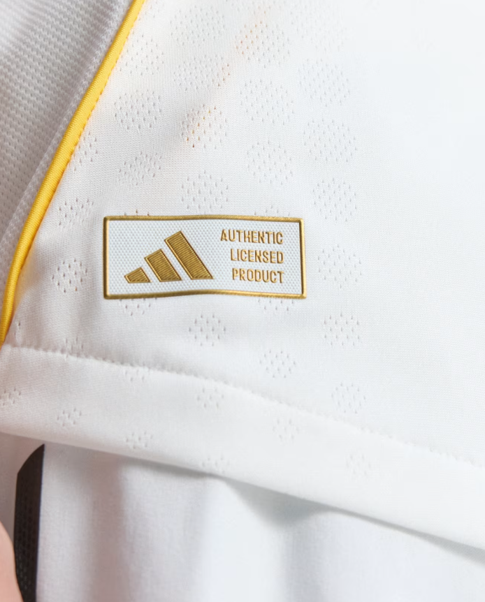 Maillot Domicile Real Madrid 25/26 Authentique